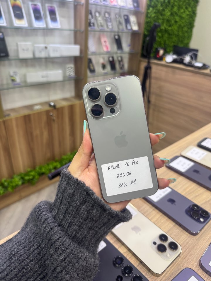Apple iPhone 16 Pro 256GB